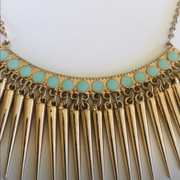 Mint green spiky gold statement necklace - Picture 4 of 8